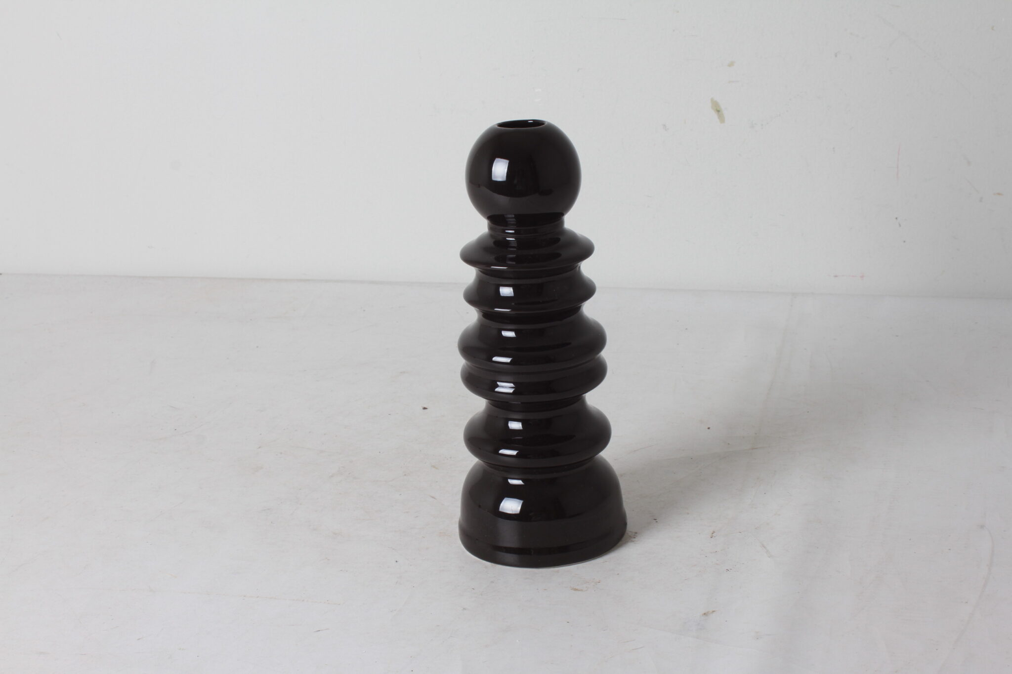Vase soliflore au design sculptural